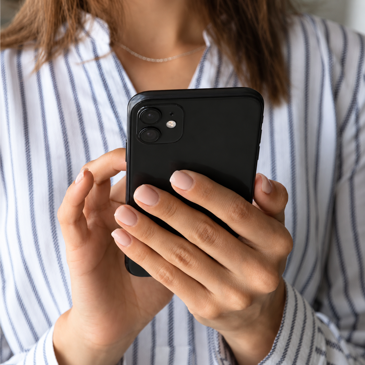 Application mobile SpyFocus utilisée depuis la Belgique pour surveiller son logement